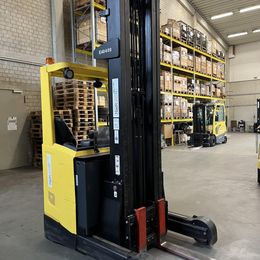 Hyster R1.6 * Schubmaststapler