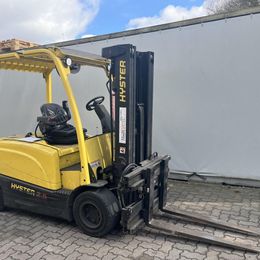 Frontstapler gebraucht: Hyster 4-Rad Elektrostapler J2.5XN Hyster J2.5XN * 4-Rad Elektrostapler