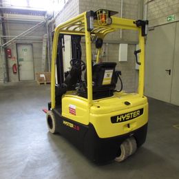 Frontstapler gebraucht: Hyster 4-Rad Elektrostapler J2.0XNT MWB Hyster J2.0XNT MWB * 4-Rad Elektrostapler