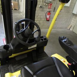 Frontstapler gebraucht: Hyster 4-Rad Elektrostapler J2.0XNT MWB Hyster J2.0XNT MWB * 4-Rad Elektrostapler