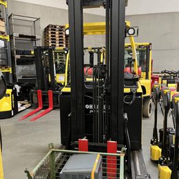 Schubmaststapler gebraucht: Hyster Schubmaststapler R1.4 Hyster R1.4 * Schubmaststapler