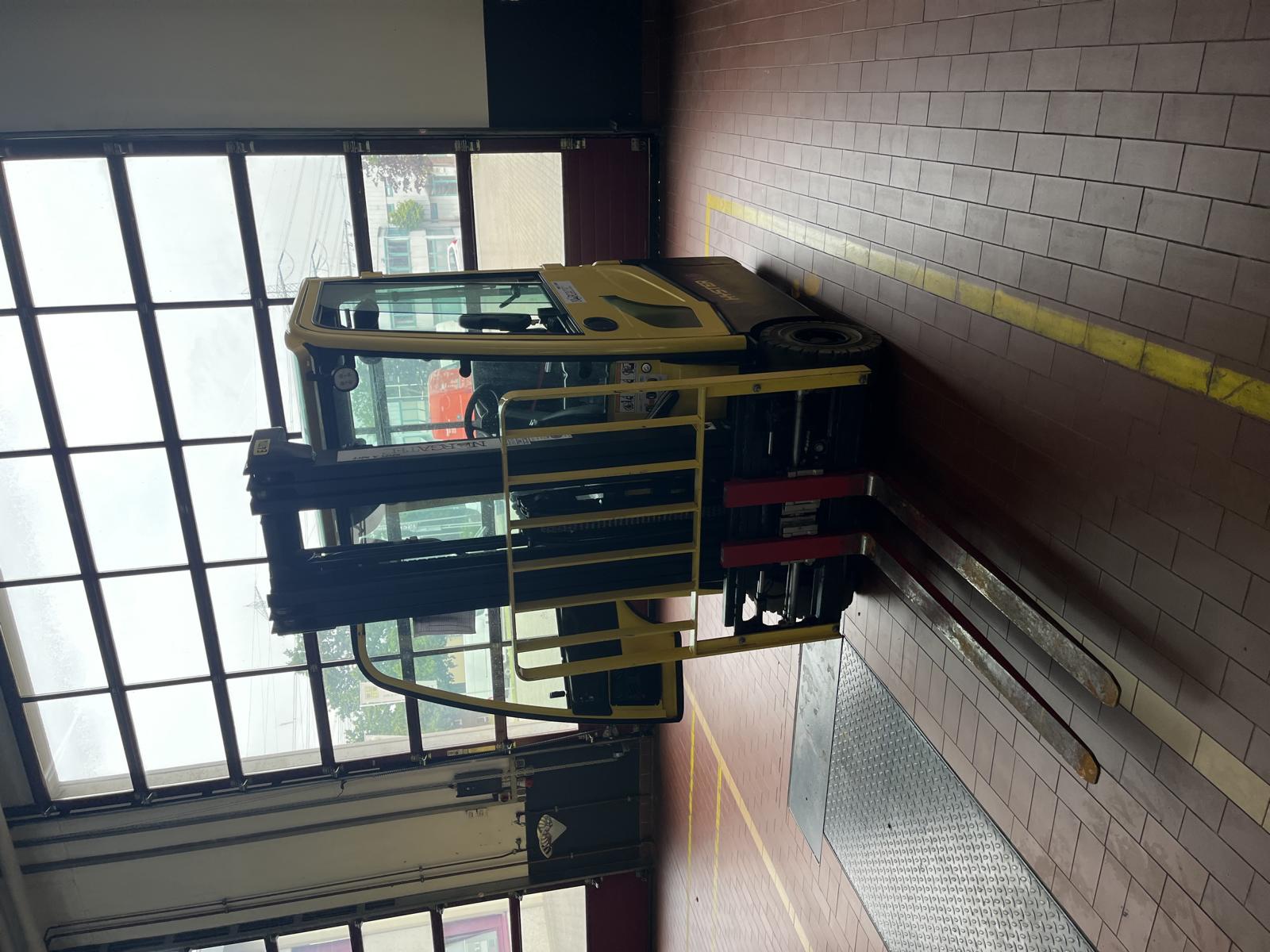 Frontstapler gebraucht: Hyster 3-Rad Elektrostapler J1.6XNT MWB Hyster J1.6XNT MWB * 3-Rad Elektrostapler