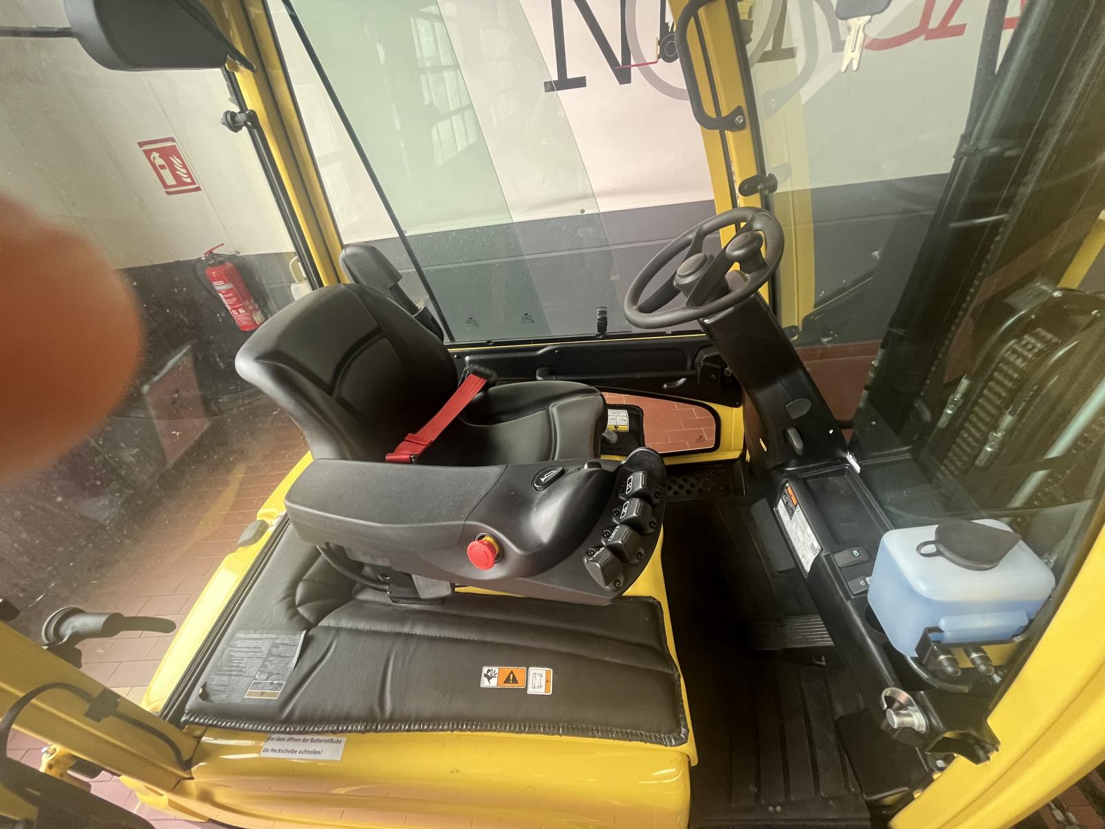 Frontstapler gebraucht: Hyster 3-Rad Elektrostapler J1.6XNT MWB Hyster J1.6XNT MWB * 3-Rad Elektrostapler