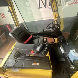 Frontstapler gebraucht: Hyster 3-Rad Elektrostapler J1.6XNT MWB Hyster J1.6XNT MWB * 3-Rad Elektrostapler