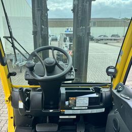 Frontstapler gebraucht: Hyster Dieselstapler H2.5FT Hyster H2.5FT * Dieselstapler