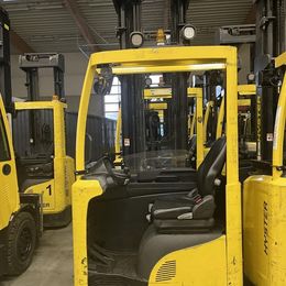 Schubmaststapler gebraucht: Hyster Schubmaststapler R1.6 Hyster R1.6 * Schubmaststapler