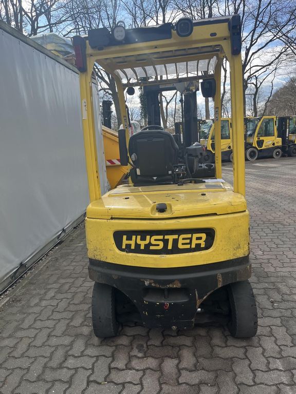 Frontstapler gebraucht: Hyster 4-Rad Elektrostapler J2.5XN Hyster J2.5XN * 4-Rad Elektrostapler