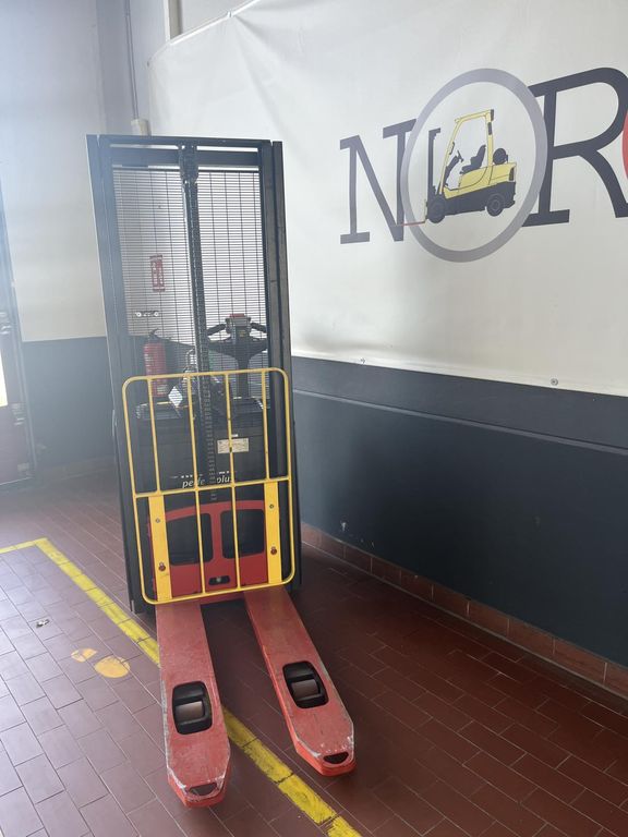 Gabelhochhubwagen gebraucht: Hyster Hochhubwagen S 1.0 E Hyster S 1.0 E * Hochhubwagen