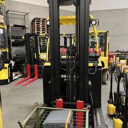 Schubmaststapler gebraucht: Hyster Schubmaststapler R1.4 Hyster R1.4 * Schubmaststapler