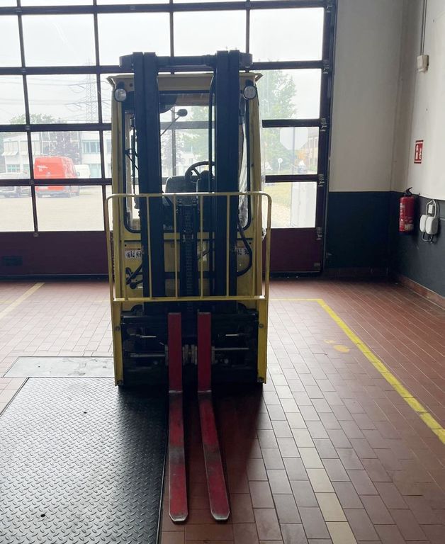 Frontstapler gebraucht: Hyster 3-Rad Elektrostapler A.1.3XNT Hyster A.1.3XNT * 3-Rad Elektrostapler