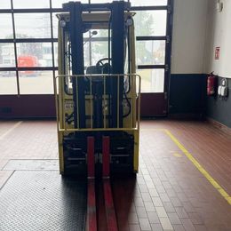 Frontstapler gebraucht: Hyster 3-Rad Elektrostapler A.1.3XNT Hyster A.1.3XNT * 3-Rad Elektrostapler
