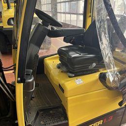 Frontstapler gebraucht: Hyster 3-Rad Elektrostapler A.1.3XNT Hyster A.1.3XNT * 3-Rad Elektrostapler